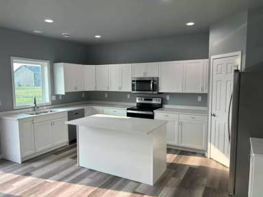 Main picture of 3429 18th St S