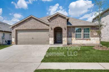 Main picture of 3920 River Rock Ave