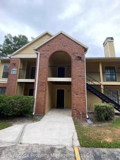 Main picture of 8642 Mallard Reserve Dr