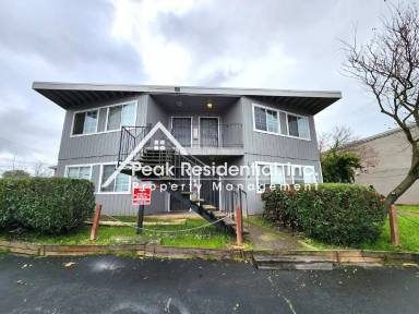 Main picture of 10532 Croetto Way