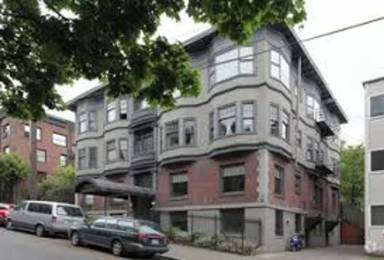Main picture of 411 E Thomas St