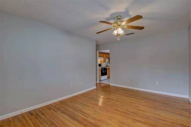 Main picture of 8424 Herrick Ln