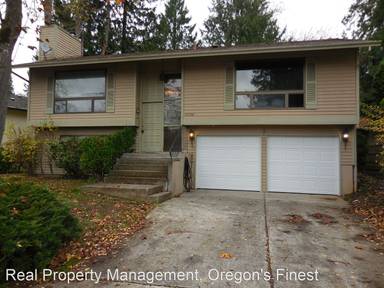 Main picture of 12398 SE Grove Loop