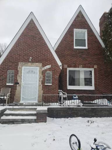 Main picture of 5541 Balfour Rd