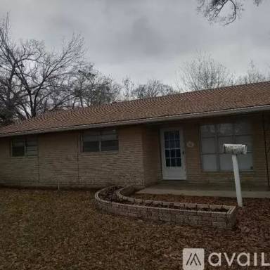 Main picture of 5884 Crestway Ave