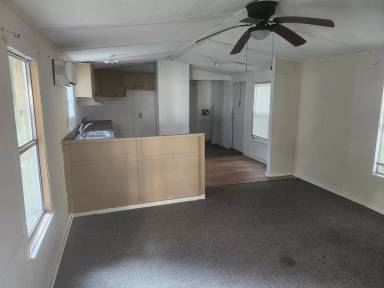 Main picture of 63 Baucum Ln