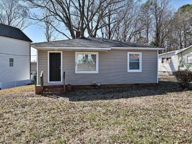 Main picture of 924 Aileen Cir