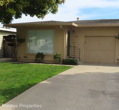Main picture of 809 Padre Dr
