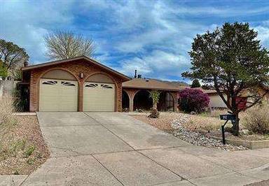Main picture of 816 Turner Dr NE
