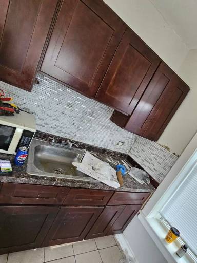 Main picture of 5956 W Rice St