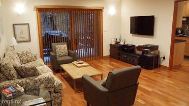 Main picture of 3319 Strongs Dr