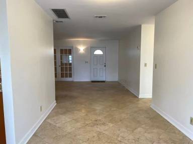 Main picture of 499 Iris Ave