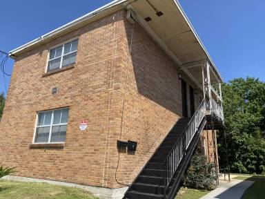 Main picture of 380 W Roosevelt St