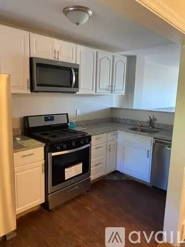 Main picture of 66 King Ave