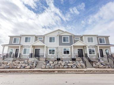 Main picture of 2528 N Cormac Pl