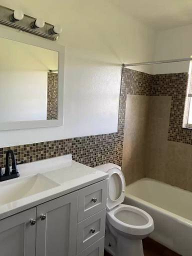 Main picture of 2984 - 3068  Benchwood Rd