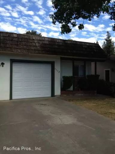 Main picture of 1112 Clinton Rd