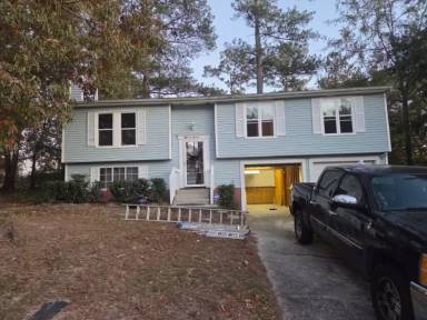 Main picture of 216 Seton Hall Dr