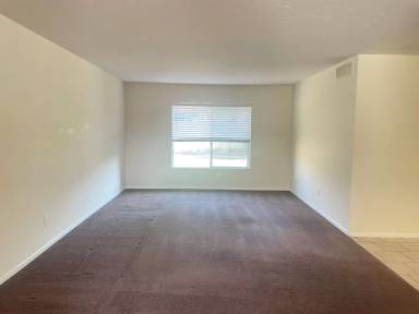 Main picture of 1660 W Natal Ave