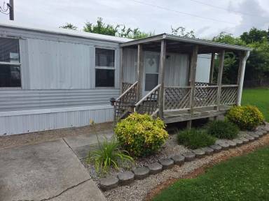 Main picture of 120 Juneau Way