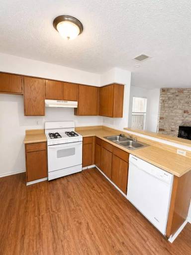Main picture of 2307 Rachael Ct