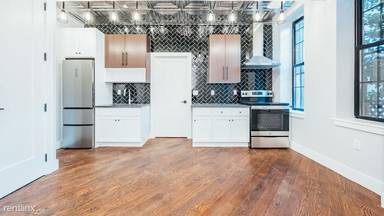 Main picture of 35 Claver Pl