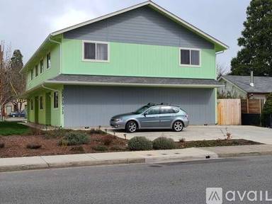 Main picture of 312 SE L St