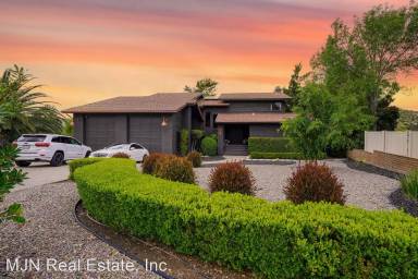 Main picture of 24020 Vista Vicente Ct