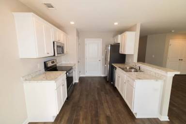 Main picture of 216 Evans Ter