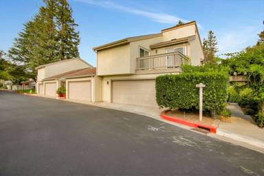 Main picture of 19905 Vineyard Ln