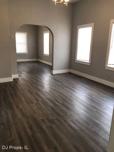 Main picture of 541 24th St
