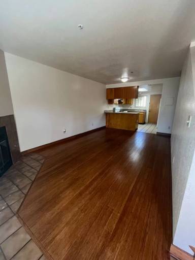 Main picture of 60 Casa St