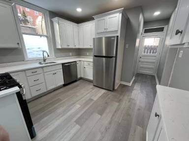 Main picture of 304 Merrimac St