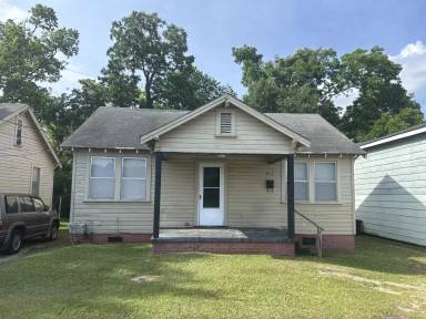 Main picture of 913 32nd St