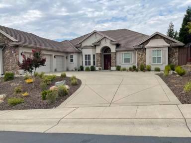 Main picture of 860 Eagle Ridge Cir