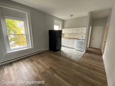 Main picture of 522 Elm St