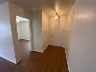 Main picture of 6409 Meadow Way Ln