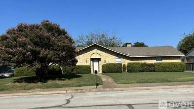 Main picture of 127 S Crestwood Blvd