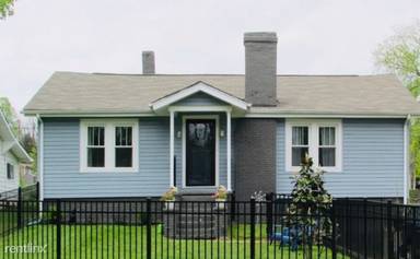 Main picture of 2327 Cedar Ln