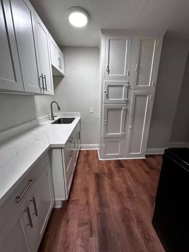 Main picture of 705 E Thomas St