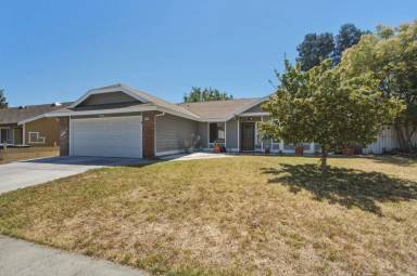 Main picture of 8034 Fairlands Way