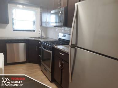Main picture of 551 Sheridan Rd