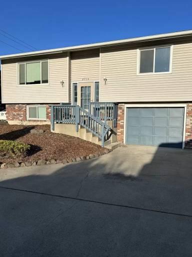 Main picture of 2716 E 37th Ave