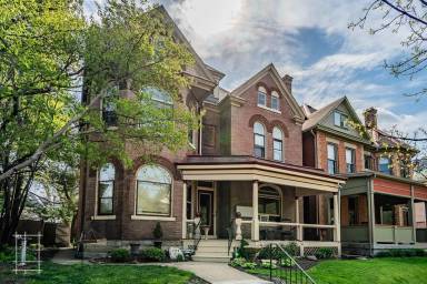 Main picture of 1316 Neil Ave