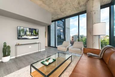 Main picture of 2730 W Belden Ave