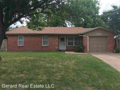 Main picture of 1700 Mimosa Dr