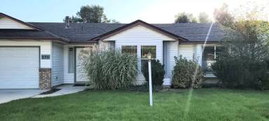 Main picture of 270 N Palmetto Ave