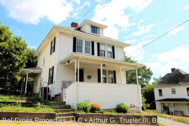 Main picture of 703 Dayton St