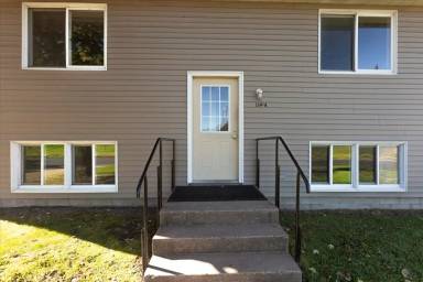 Main picture of 114 17th Ave E