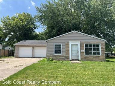 Main picture of 1833 Drake Dr